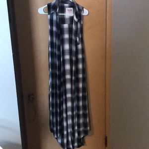 Sleeveless button down dress